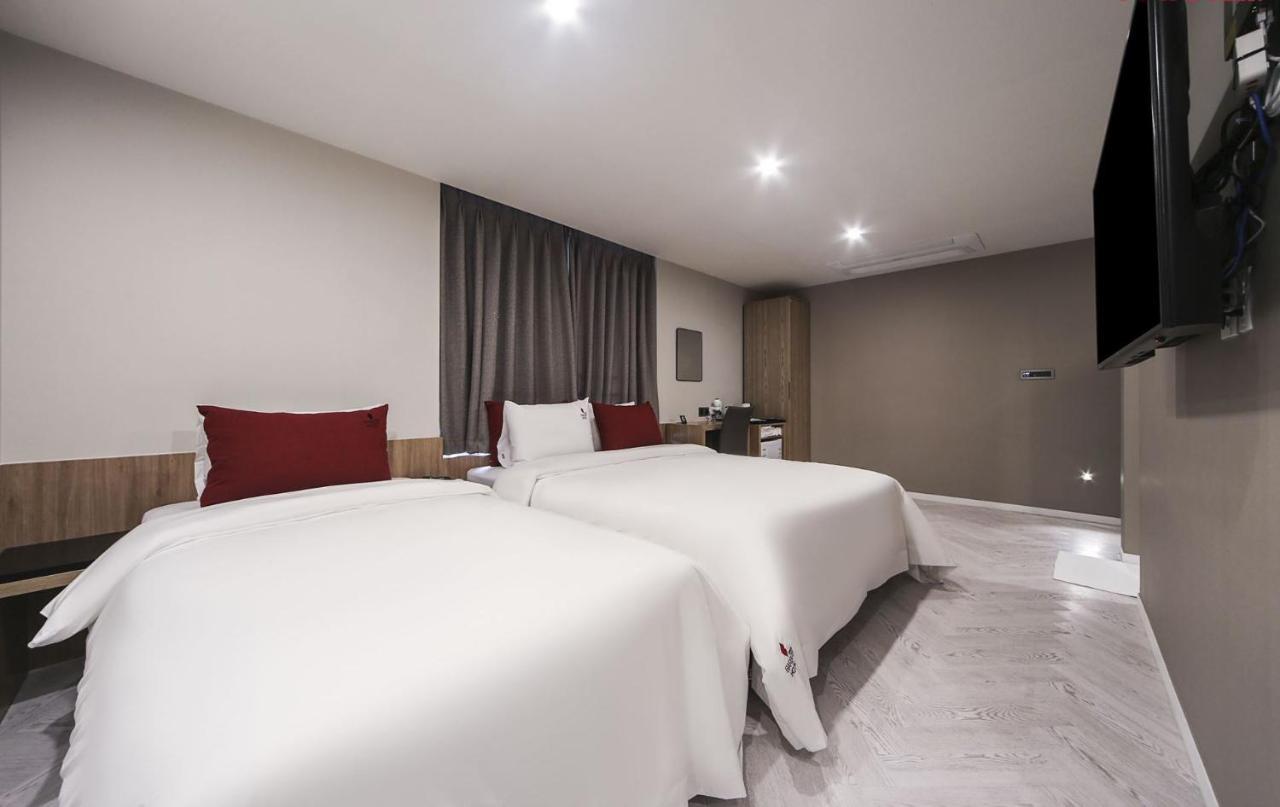 בוסאן Maron Hotel Nampo מראה חיצוני תמונה