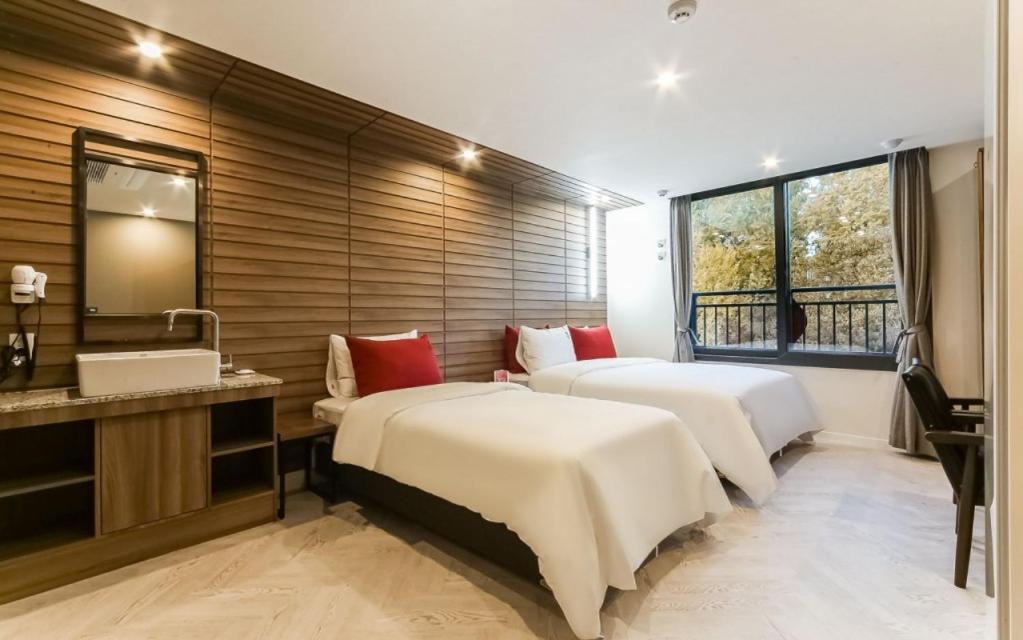 בוסאן Maron Hotel Nampo מראה חיצוני תמונה
