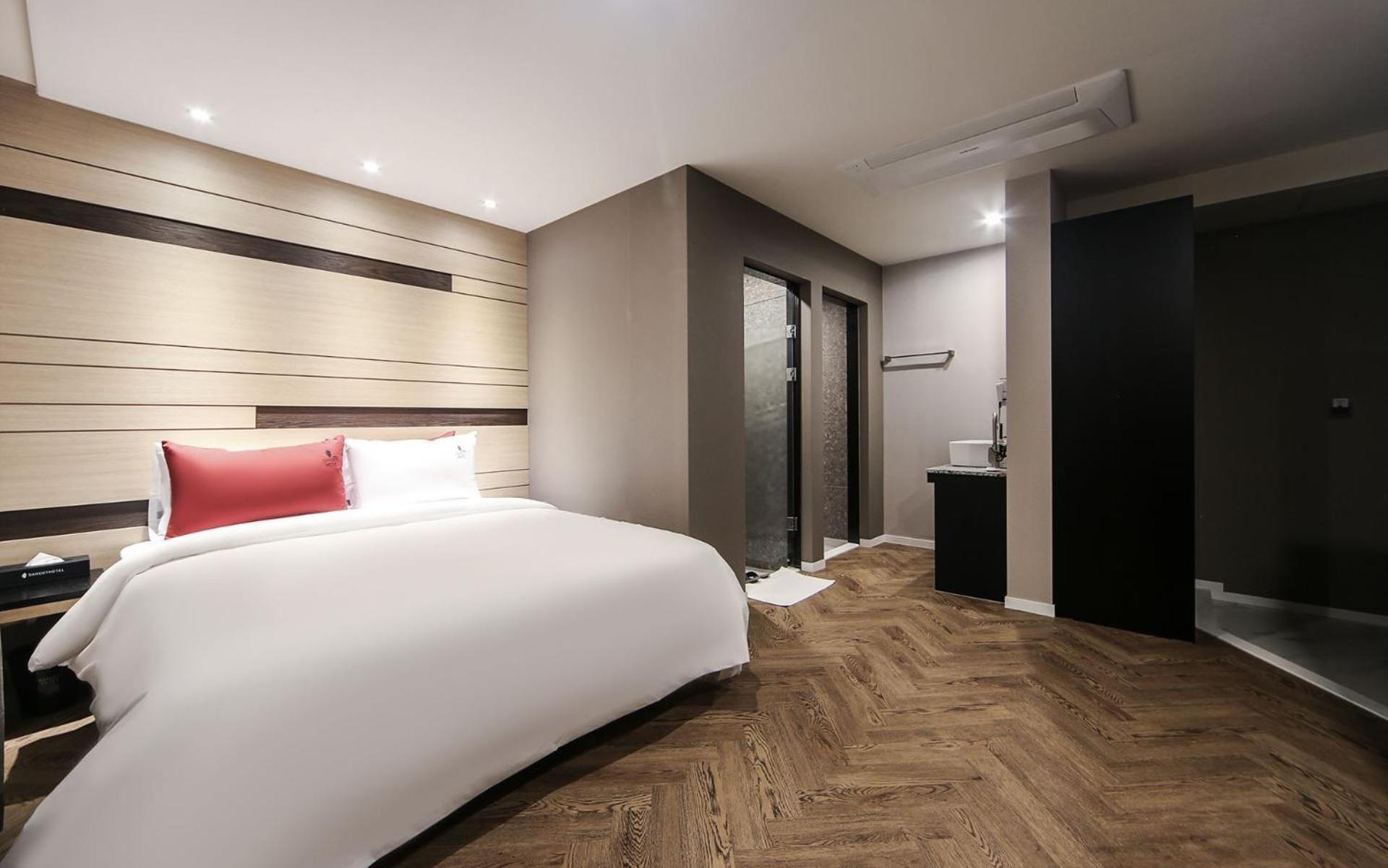 בוסאן Maron Hotel Nampo מראה חיצוני תמונה
