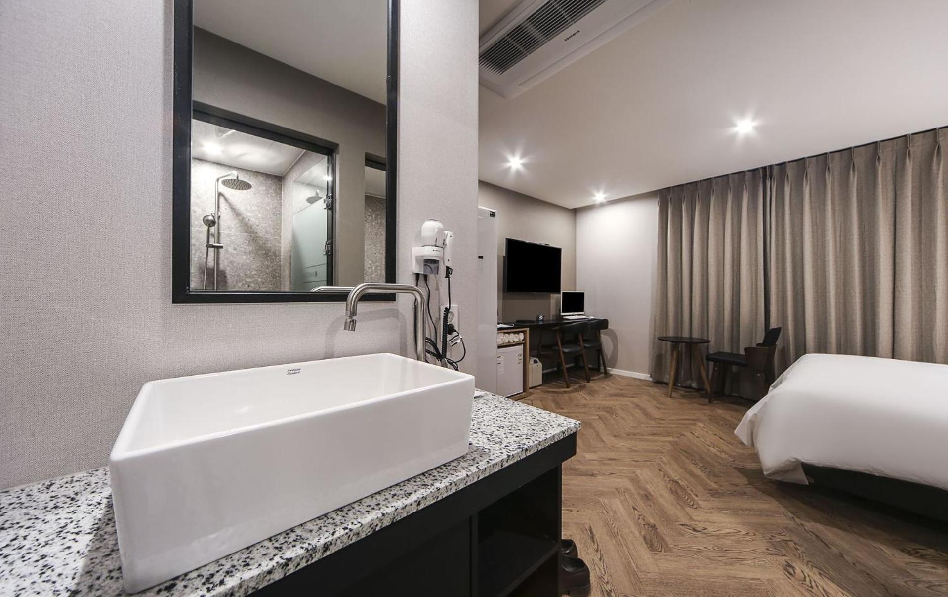 בוסאן Maron Hotel Nampo מראה חיצוני תמונה